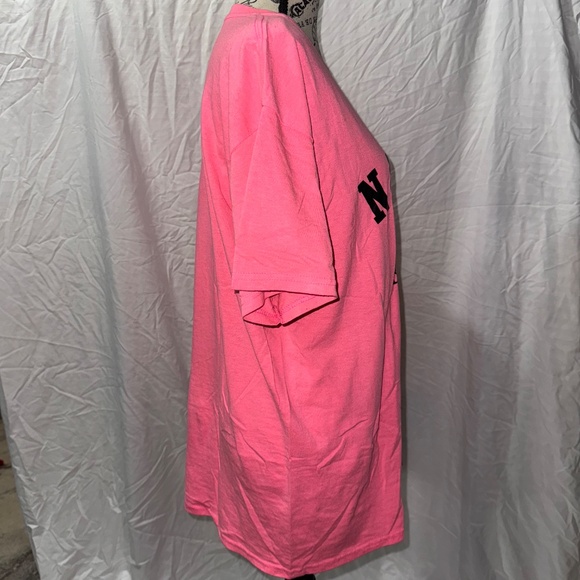 T-Shirt - Picture 5 of 5